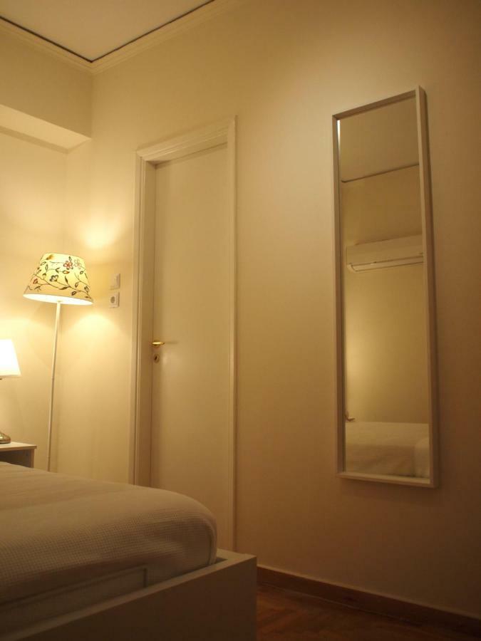 Charming Studio Posh Quartier Athènes Extérieur photo