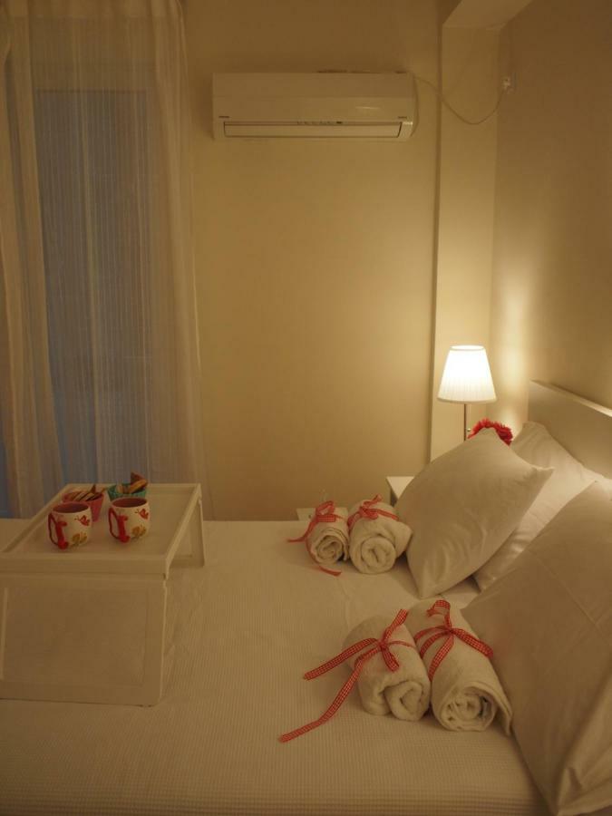 Charming Studio Posh Quartier Athènes Extérieur photo